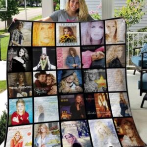 Trisha Yearwood Quilt Blanket M250510  Quilt